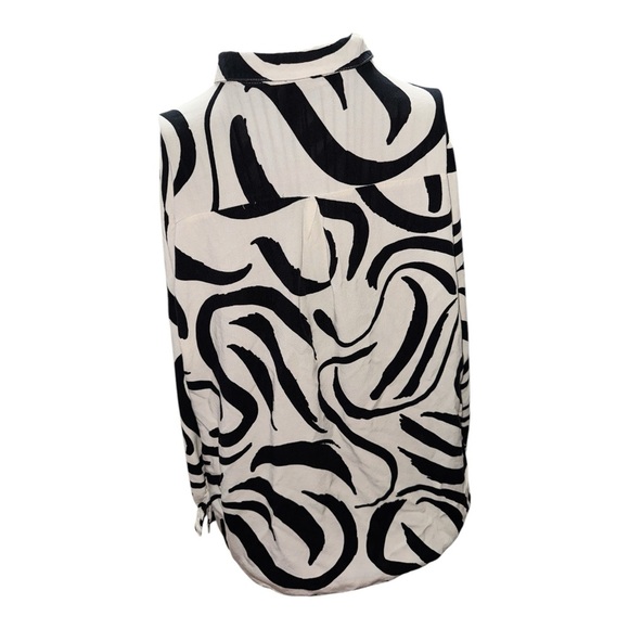 Cream and Black Asymmetrical Button Down Shirt with Notched Collar - Picture 5 of 7